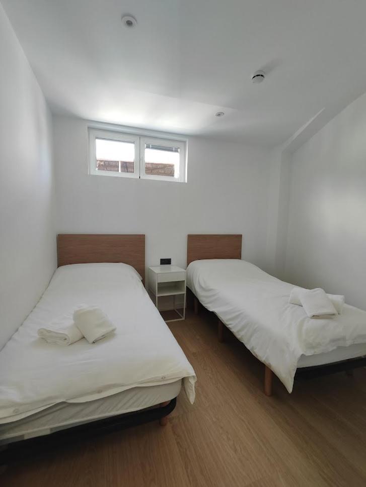 Apartamentos Pillotegi Parking Gratuito San Sebastián Quarto foto